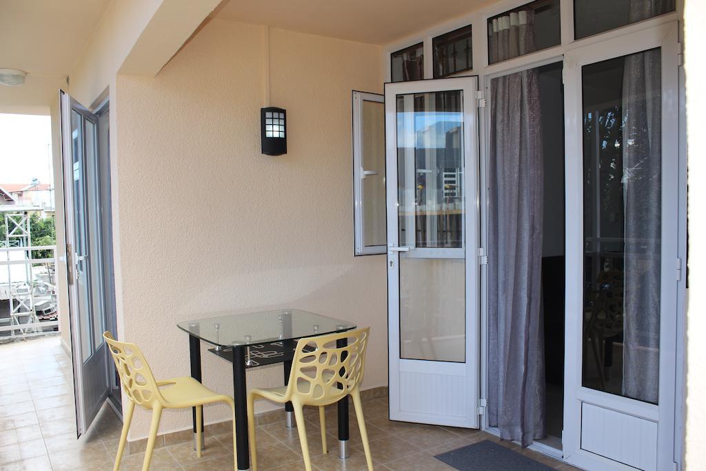 Bano - Apartment Grand Baie