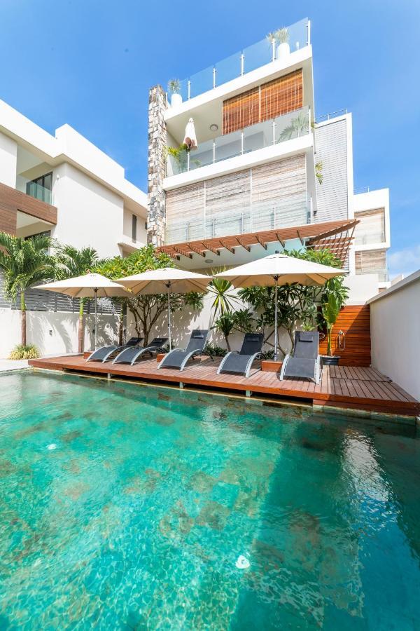 Beachcove No 1 *