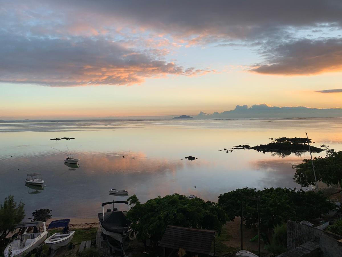 Luxury Beachfront With Private Pool - Jolly's Rock Holiday home