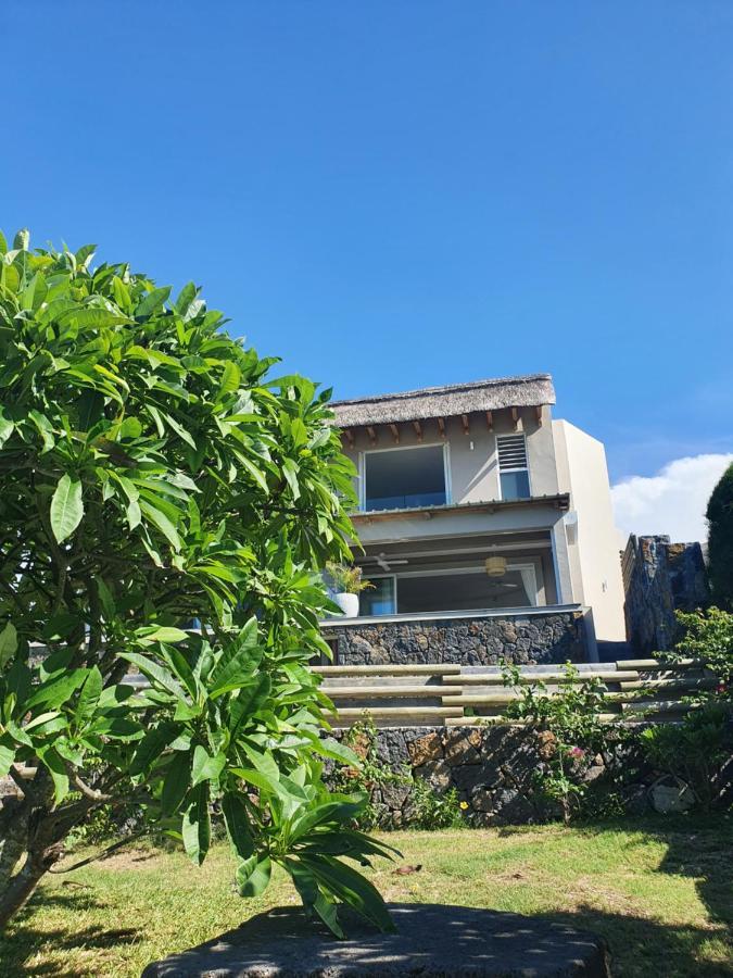 Holiday home Luxury Beachfront With Private Pool - Jolly's Rock
