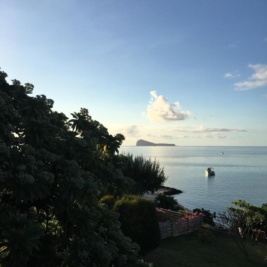 Holiday home Luxury Beachfront With Private Pool - Jolly's Rock