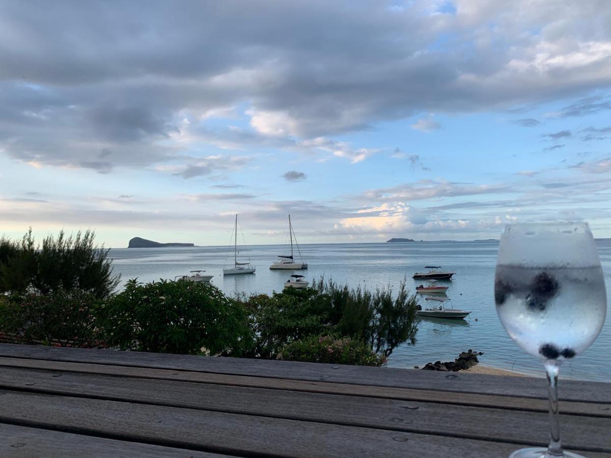 Luxury Beachfront With Private Pool - Jolly's Rock Calodyne