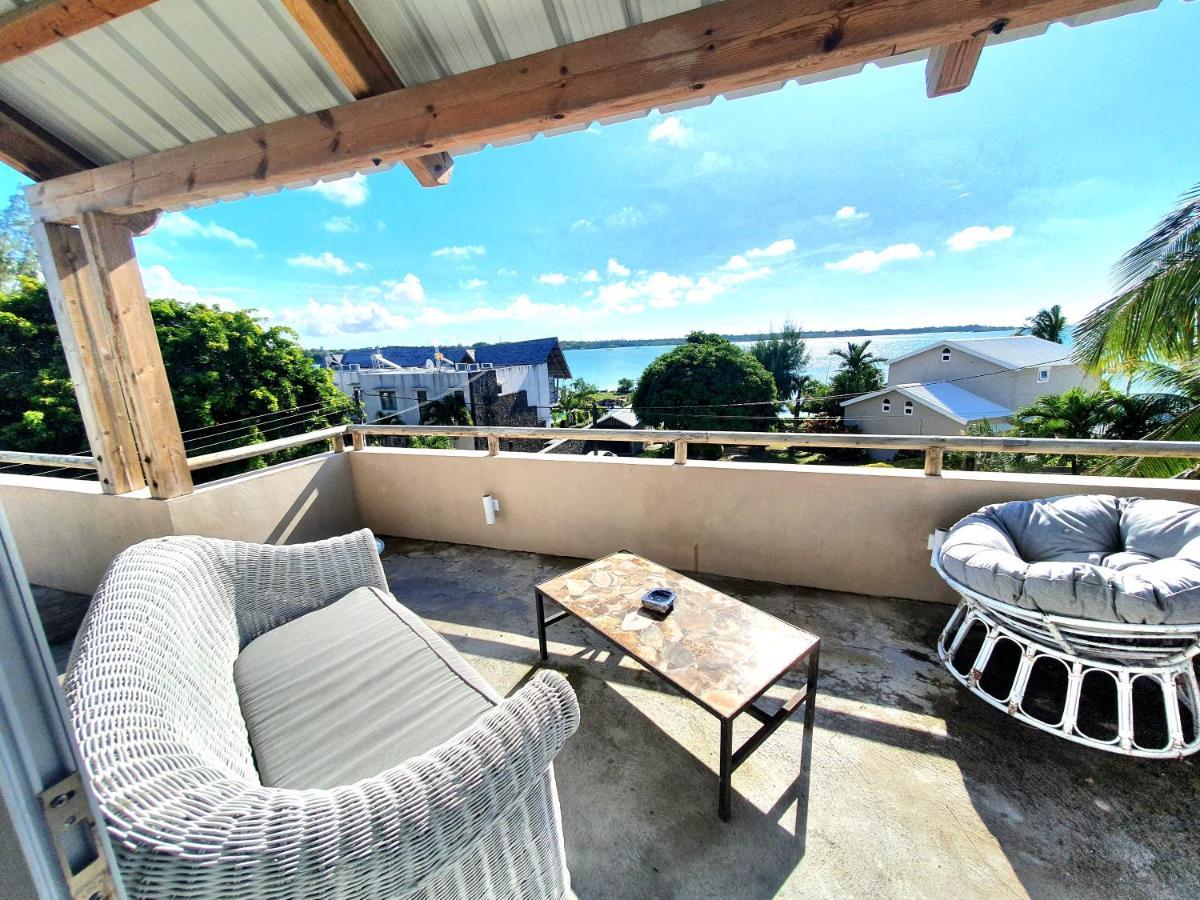 Luxury Beachfront With Private Pool - Jolly's Rock Holiday home