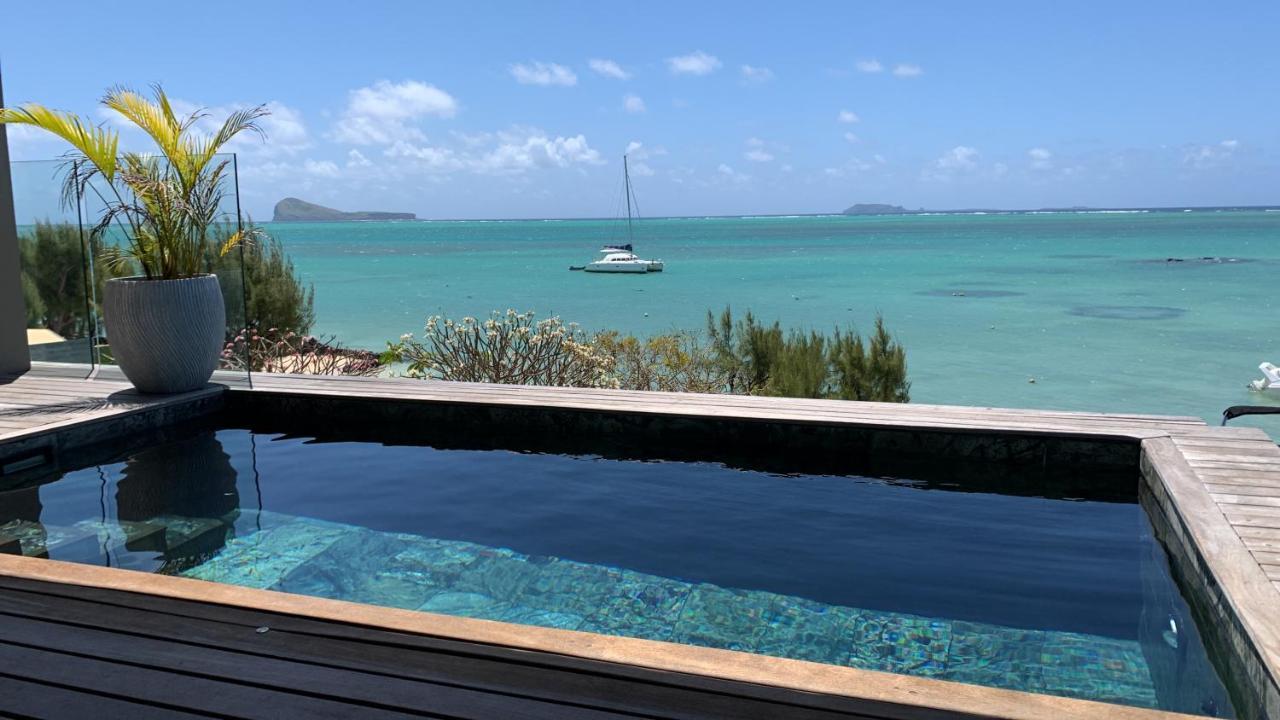 Holiday home Luxury Beachfront With Private Pool - Jolly's Rock Calodyne