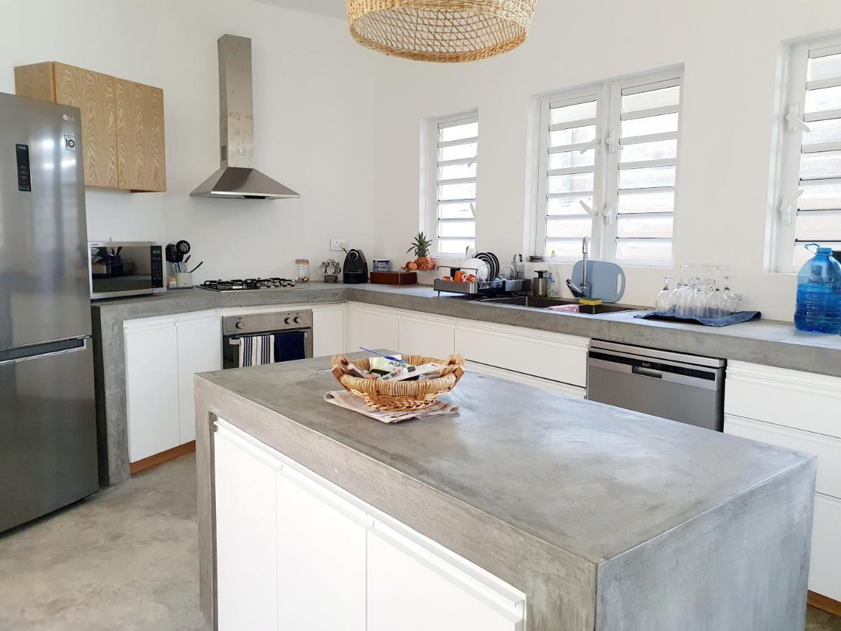 Holiday home Luxury Beachfront With Private Pool - Jolly's Rock *