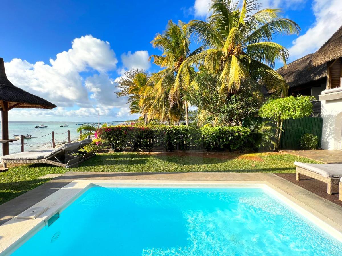 Caro's Beachfront Trou aux Biches