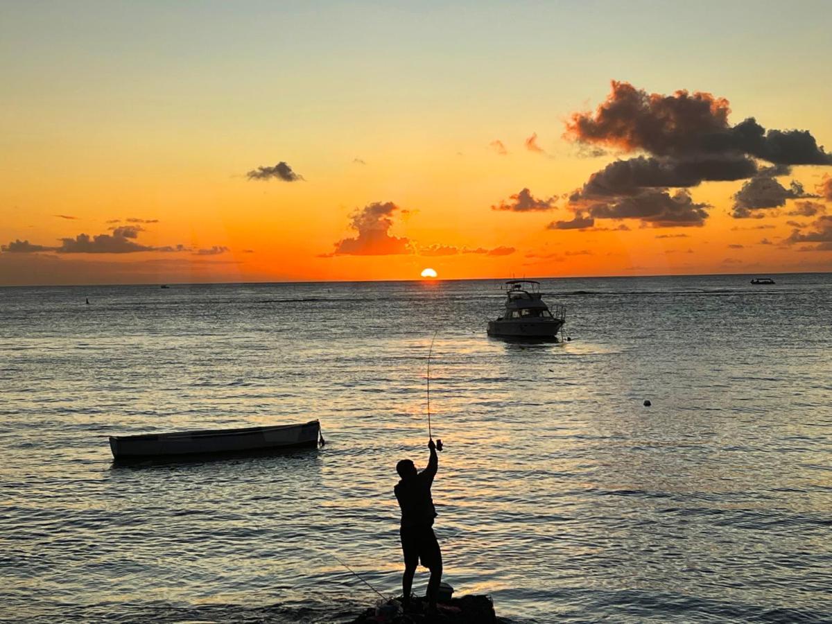 Villa Caro's Beachfront Trou aux Biches