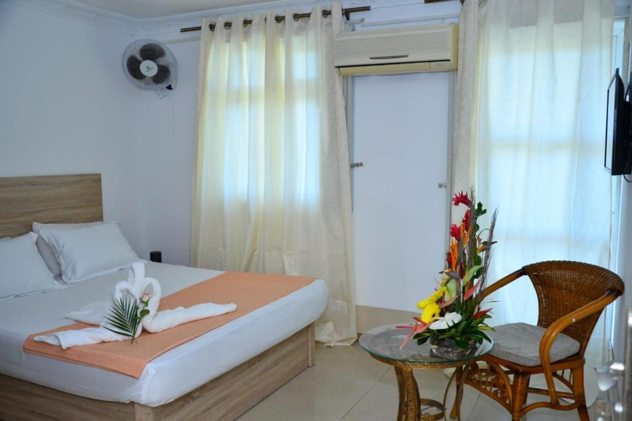Le Lotus Bed & Breakfast