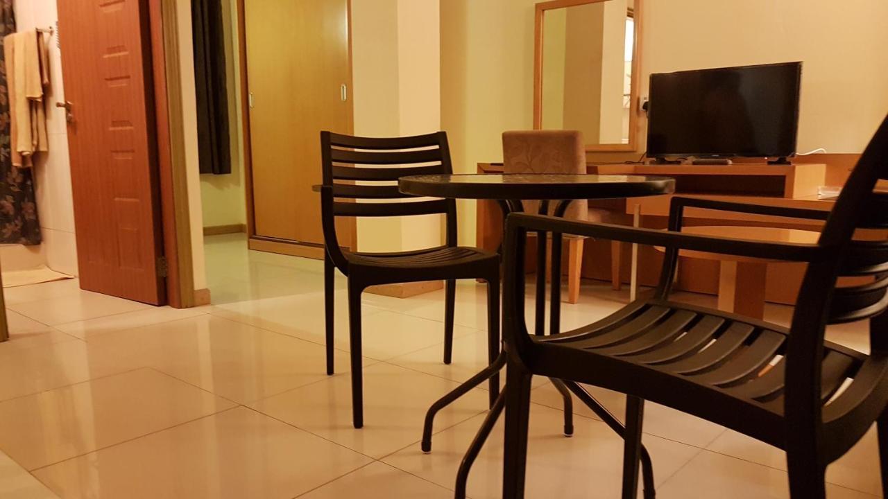 Apartment Monalysa St Honore & *