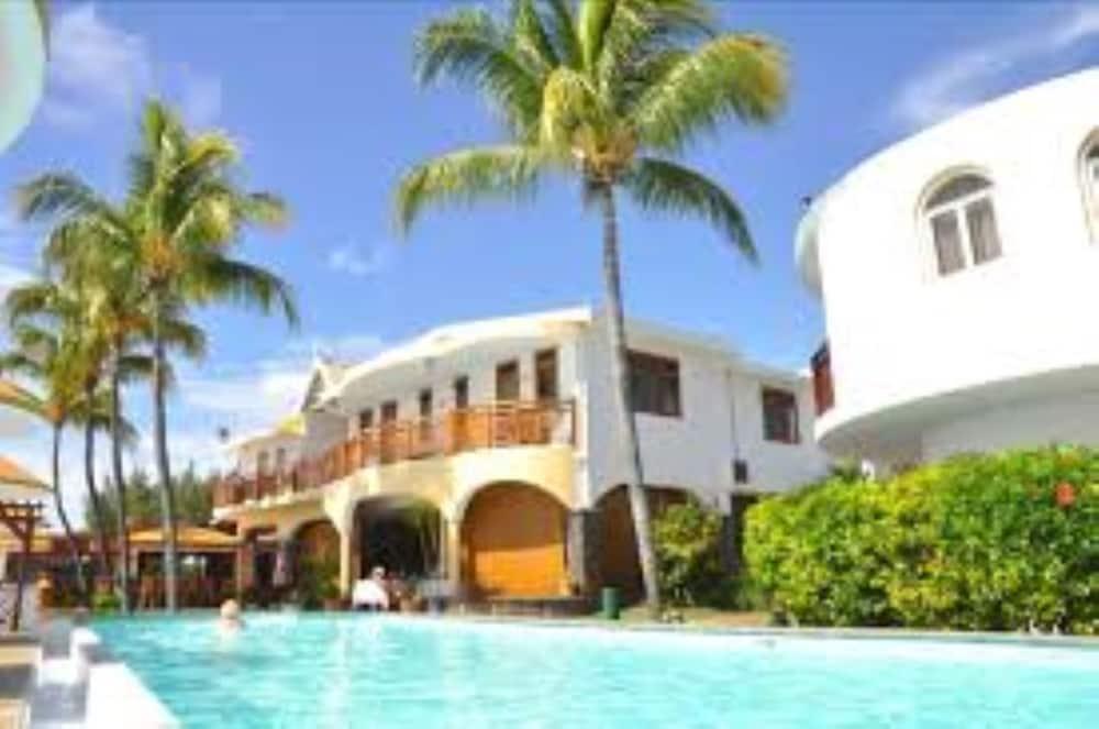 Gold Resort