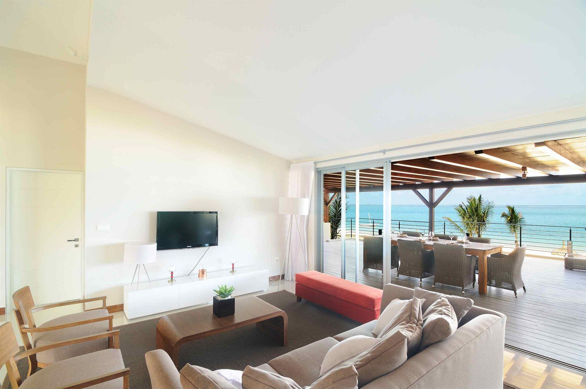 Paradise By Horizon Holidays * Pointe D'Esny