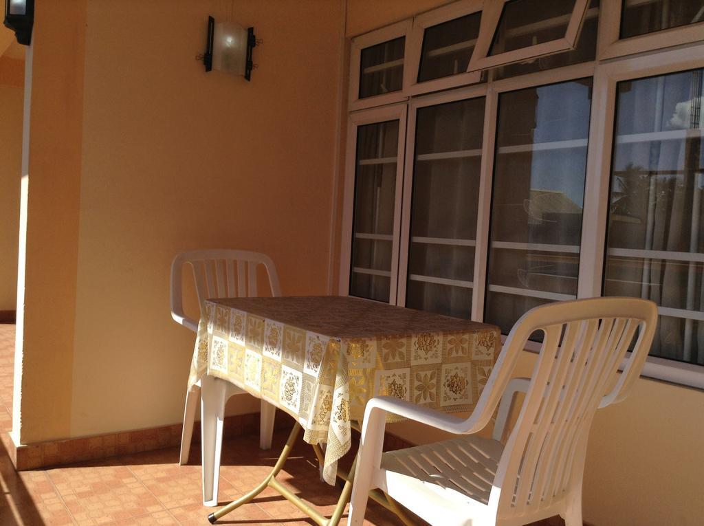 Ebrahim Flats - Grand Baie Beach * Grand Baie
