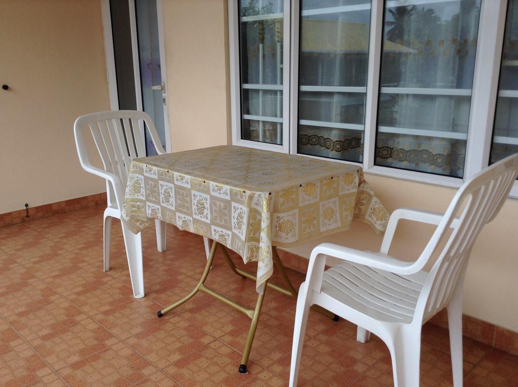 Ebrahim Flats - Grand Baie Beach Apartment *