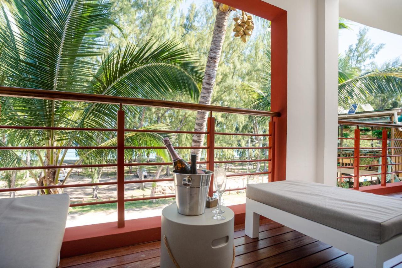 Apartment Blue Coral Beachfront Penthouse
