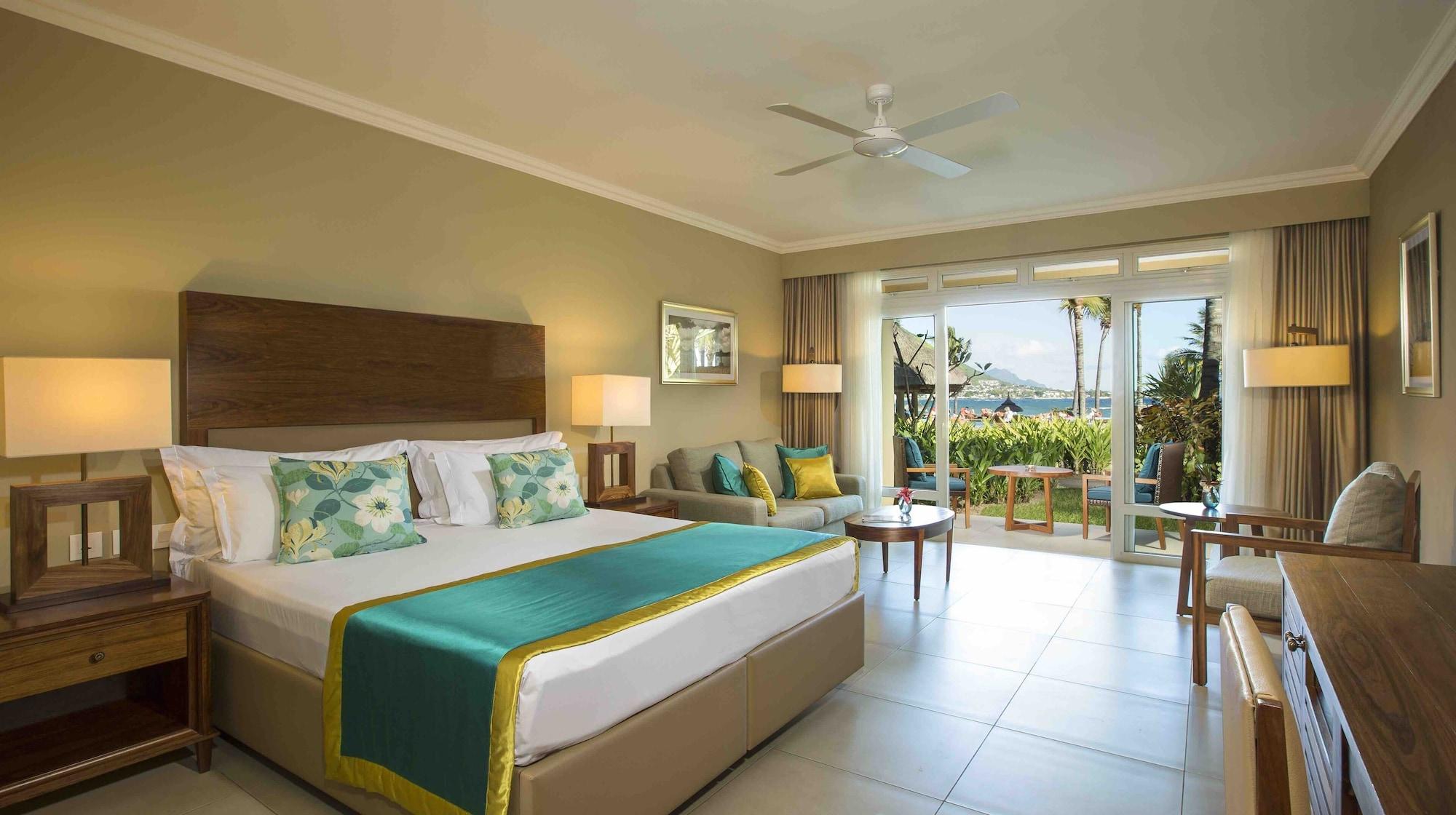 Sands & Resort 5*