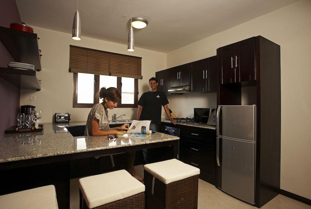 Grand Bay Suites Aparthotel