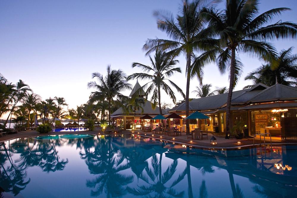 Hotel Veranda & 4*