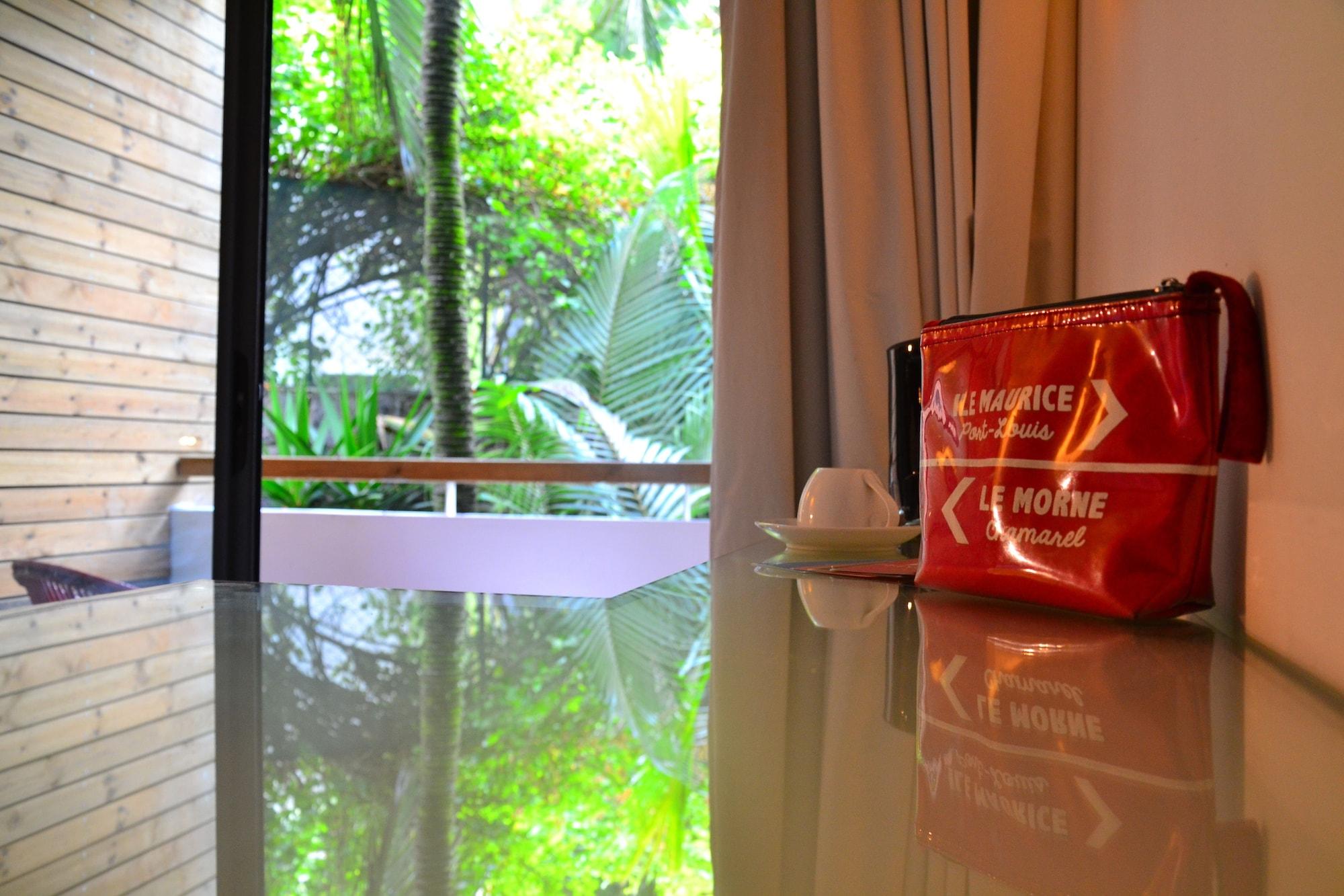 Mystik Life Style By Newmark Hotel