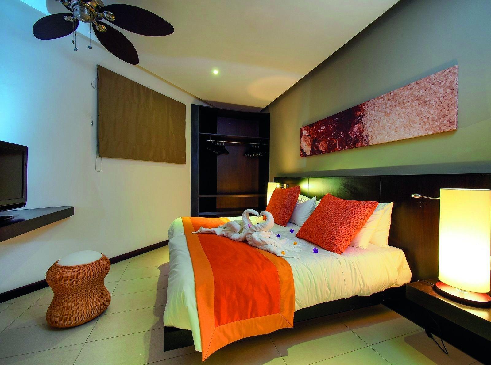 Hotel Crystals Belle Mare, A Member Of Radisson Individuals 4*