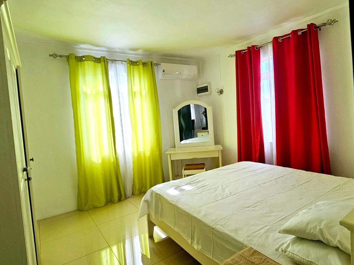 Guest house White Quatre Bornes