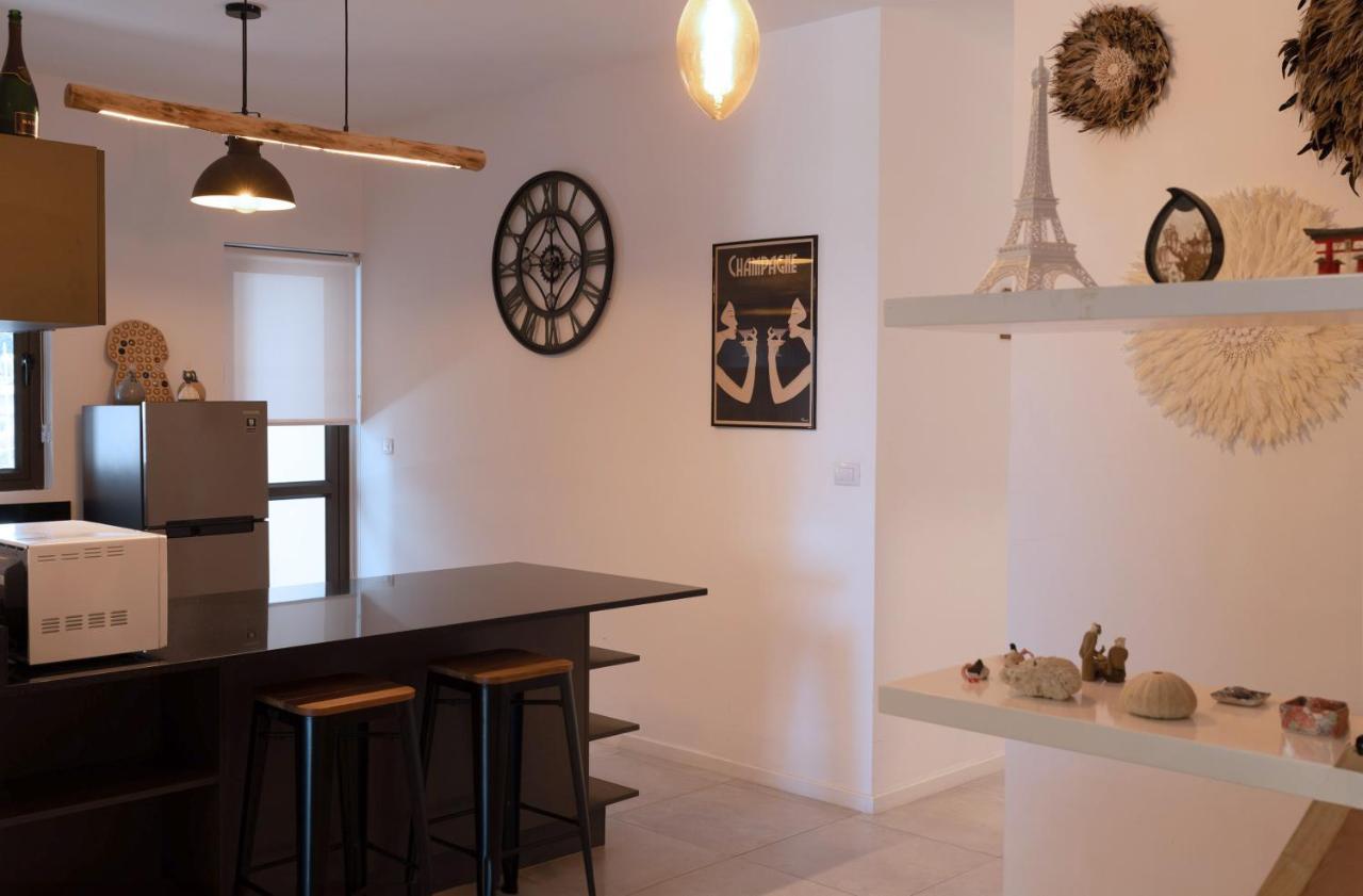 Apartment Jolie Situation, Confortable Et Abordable Riviere Noire