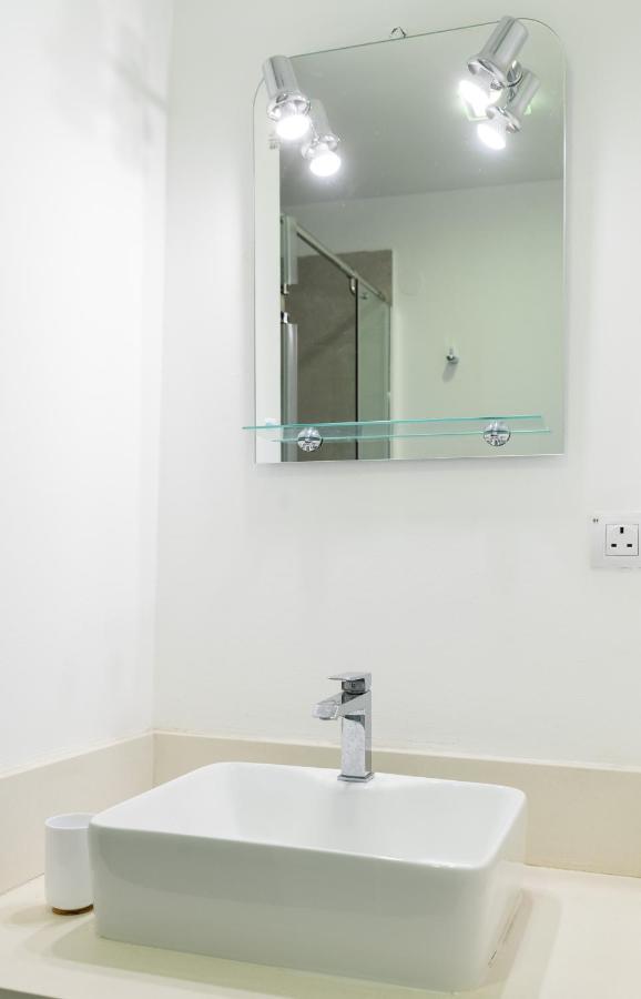 Jolie Situation, Confortable Et Abordable Apartment
