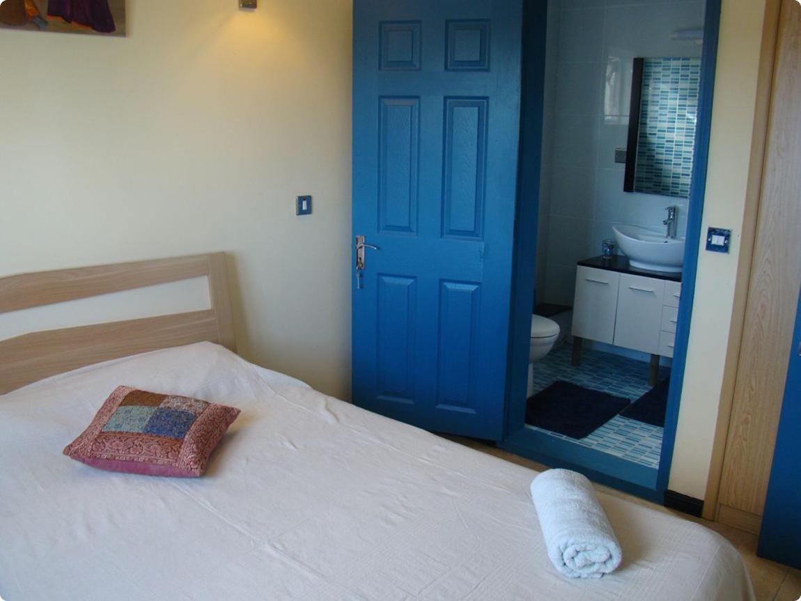 Althea's Nice, Comfy 4 Bedroom Townhouse With Pool In Bay- Ah 1 * Grand Baie