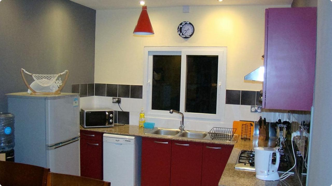 Casa de férias Althea's Nice, Comfy 4 Bedroom Townhouse With Pool In Bay- Ah 1 *