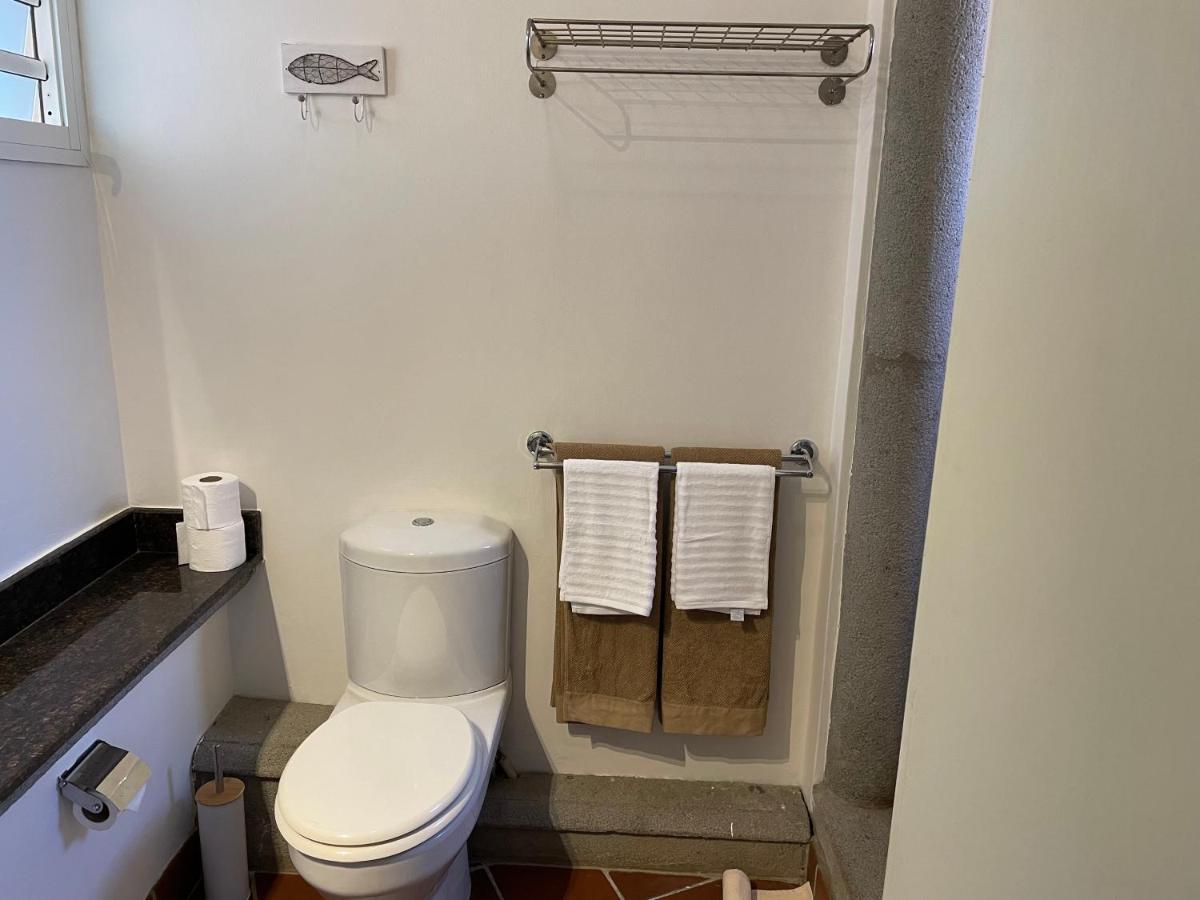 Picturesque Riverside 2-bedroom Ensuite In Port Chambly