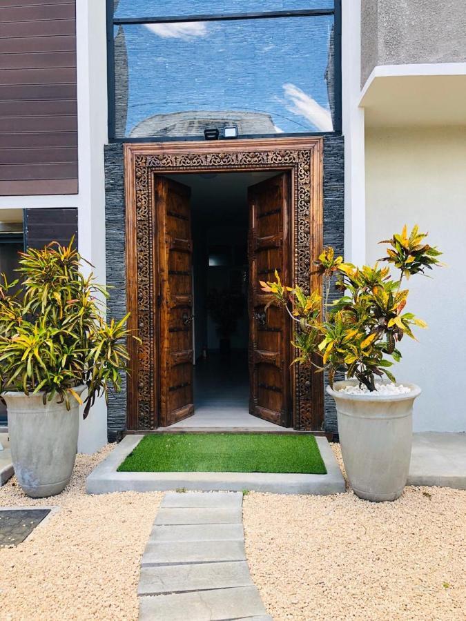Shanti Haveli Beachfront Apartment Flic en Flac