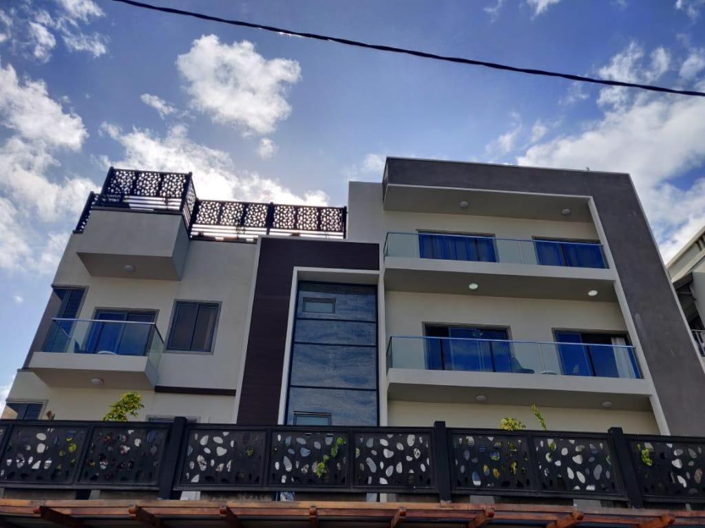 Shanti Haveli Beachfront Apartment