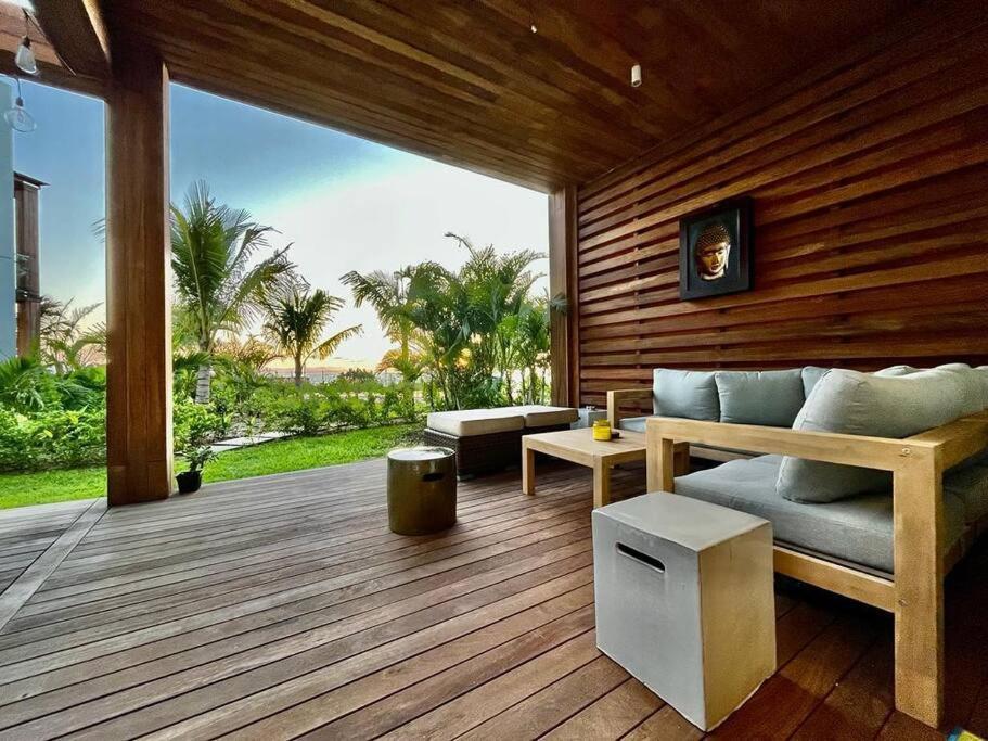 A Beachfront Haven - Ocean Point B2 Apartment