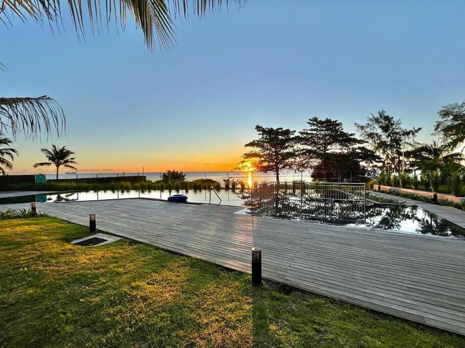 Apartment A Beachfront Haven - Ocean Point B2