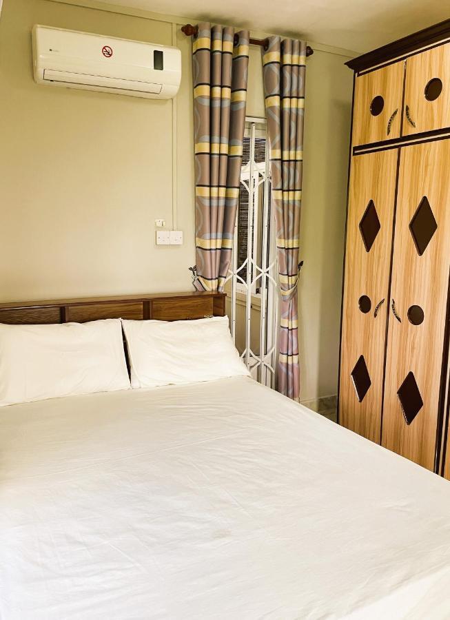 Apartment Huz Peer 3 *