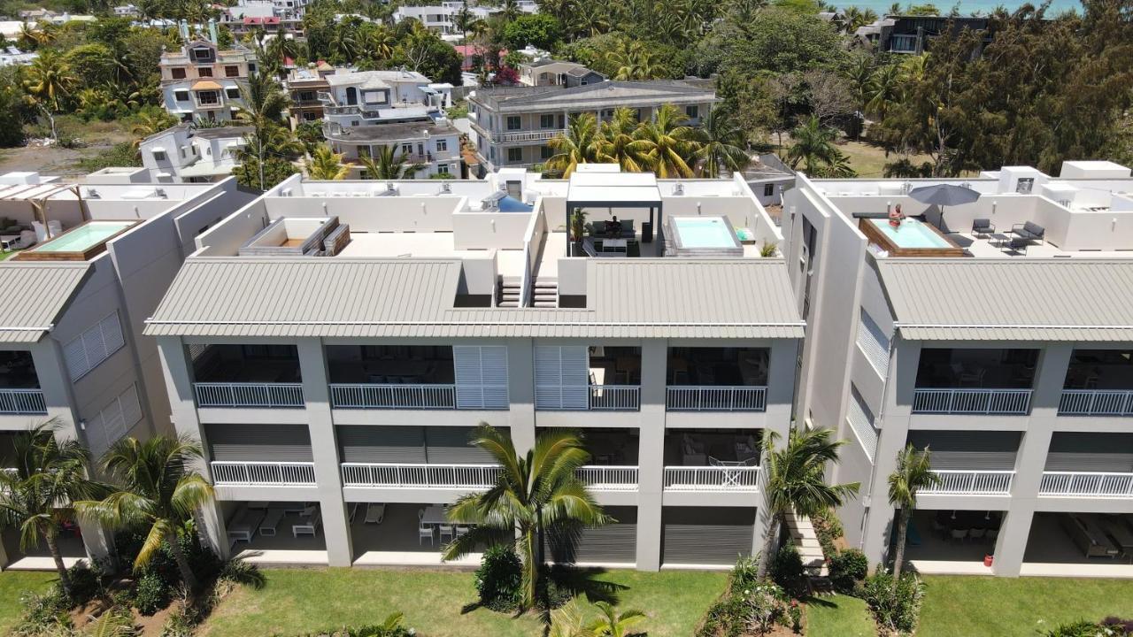 Eden: Beachfront Luxury With Private Rooftop Pool Grand Baie