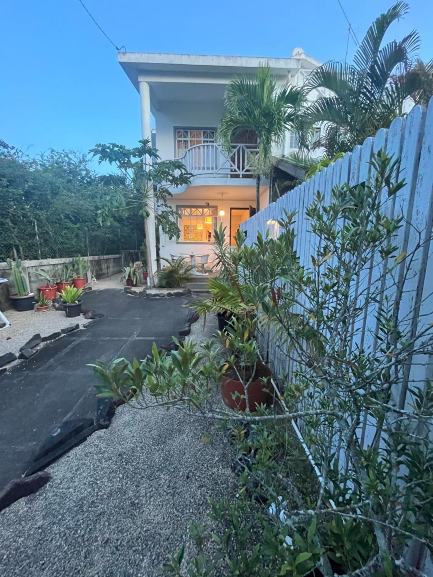 Maison Sandra Montchoisy Holiday home *