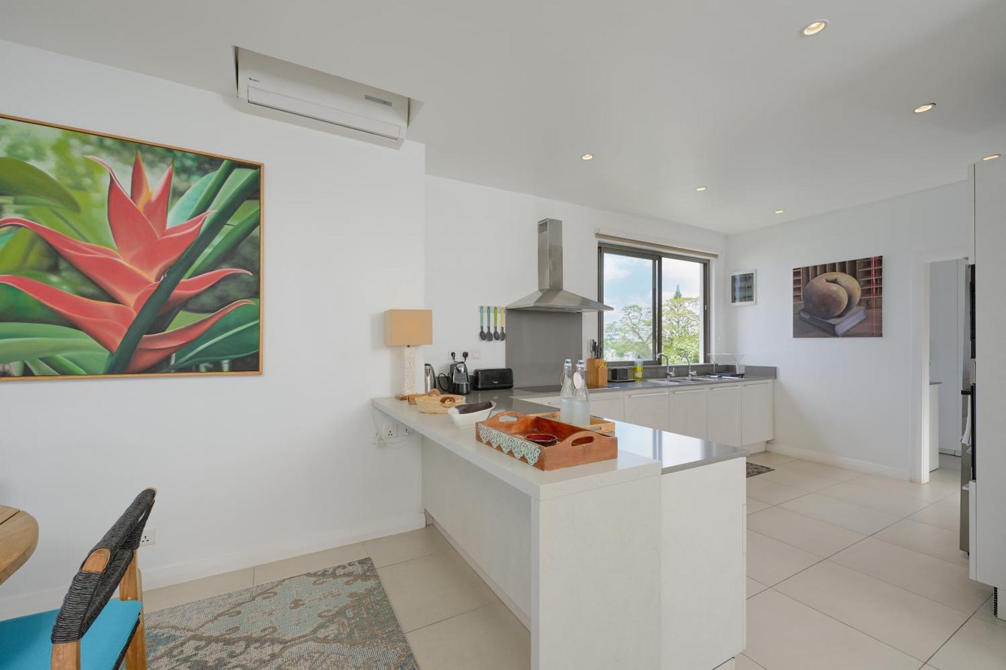 Otera 2 Penthouse With Panoramic View By Lov Apartment