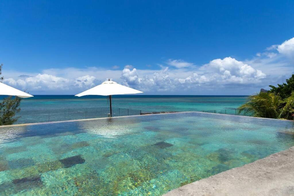 Apartment Magnificent 3 Bedroom Penthouse With Rooftop Pool