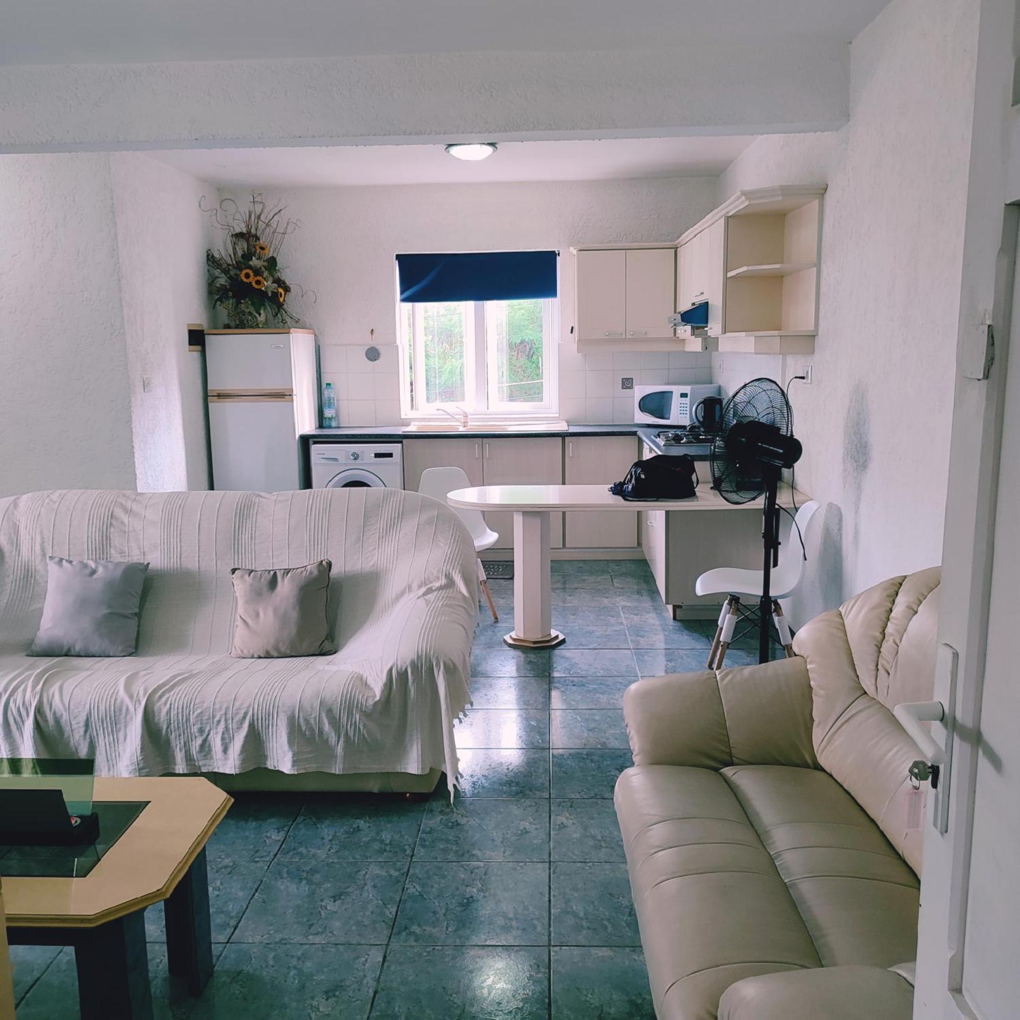 White Apartment Flic en Flac