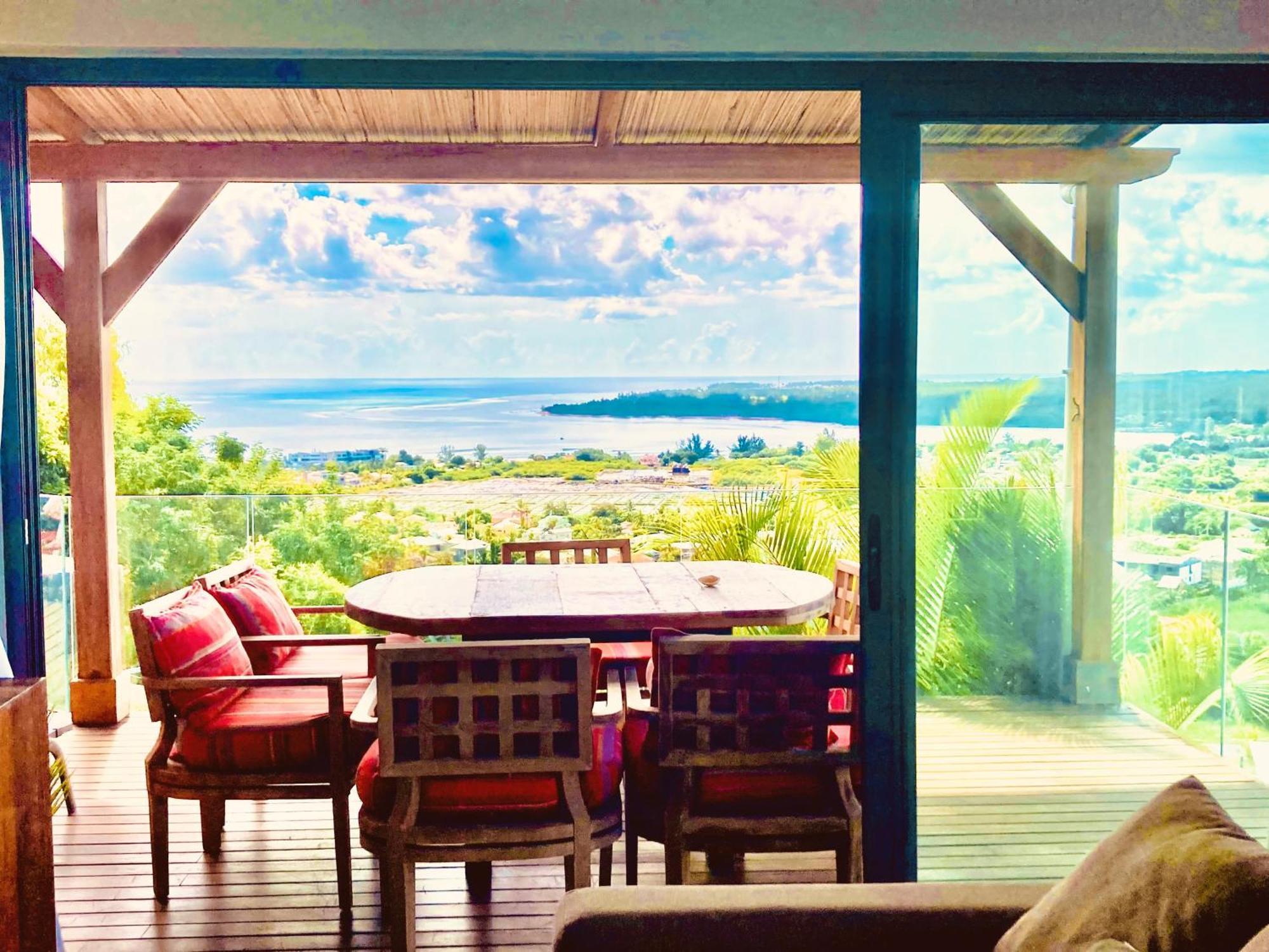Teranga Avec Vue Panoramique Sur La Baie De Villa Tamarin