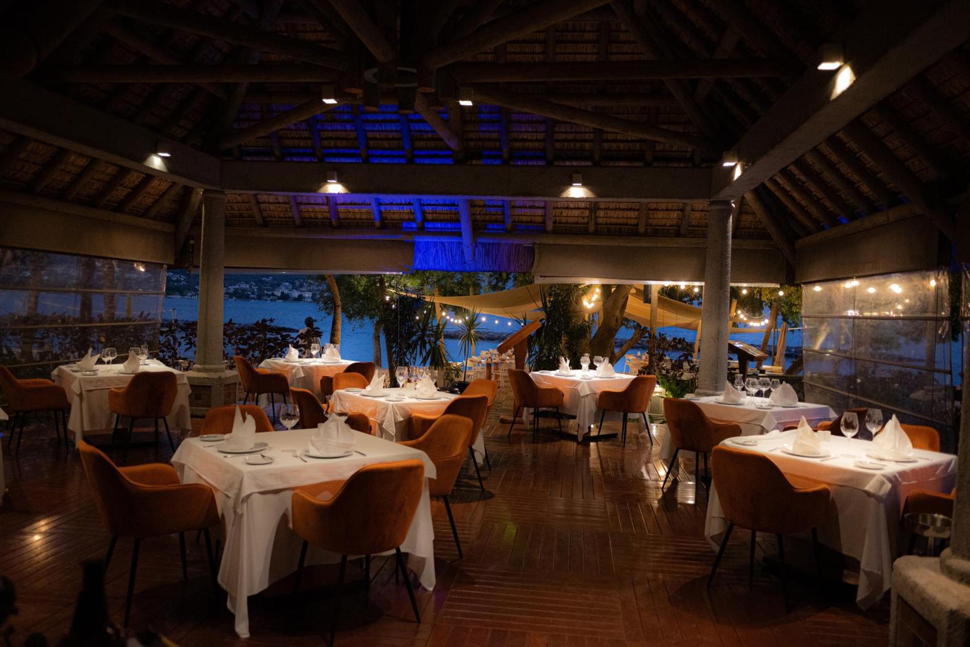 Resort Sands &