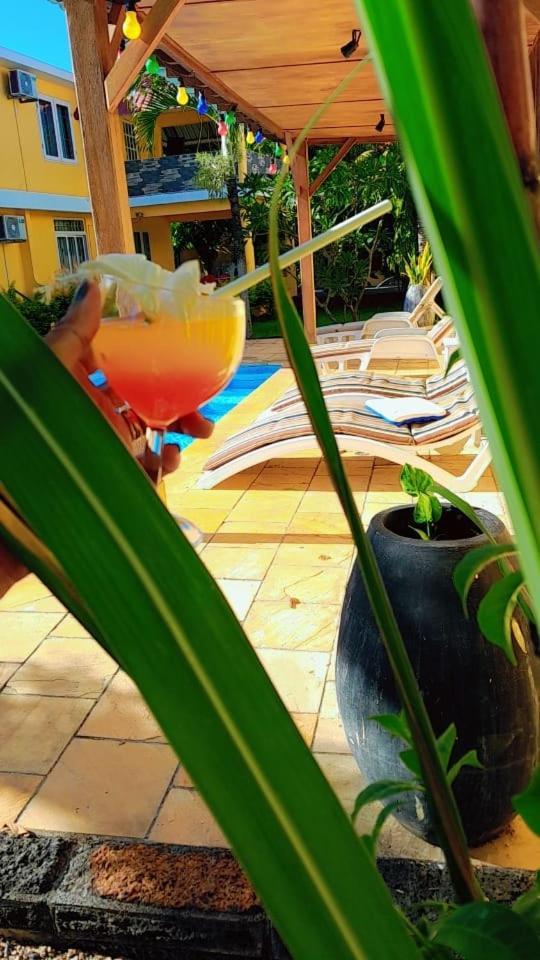 Santa Avec Piscine Et Jardin Holiday home