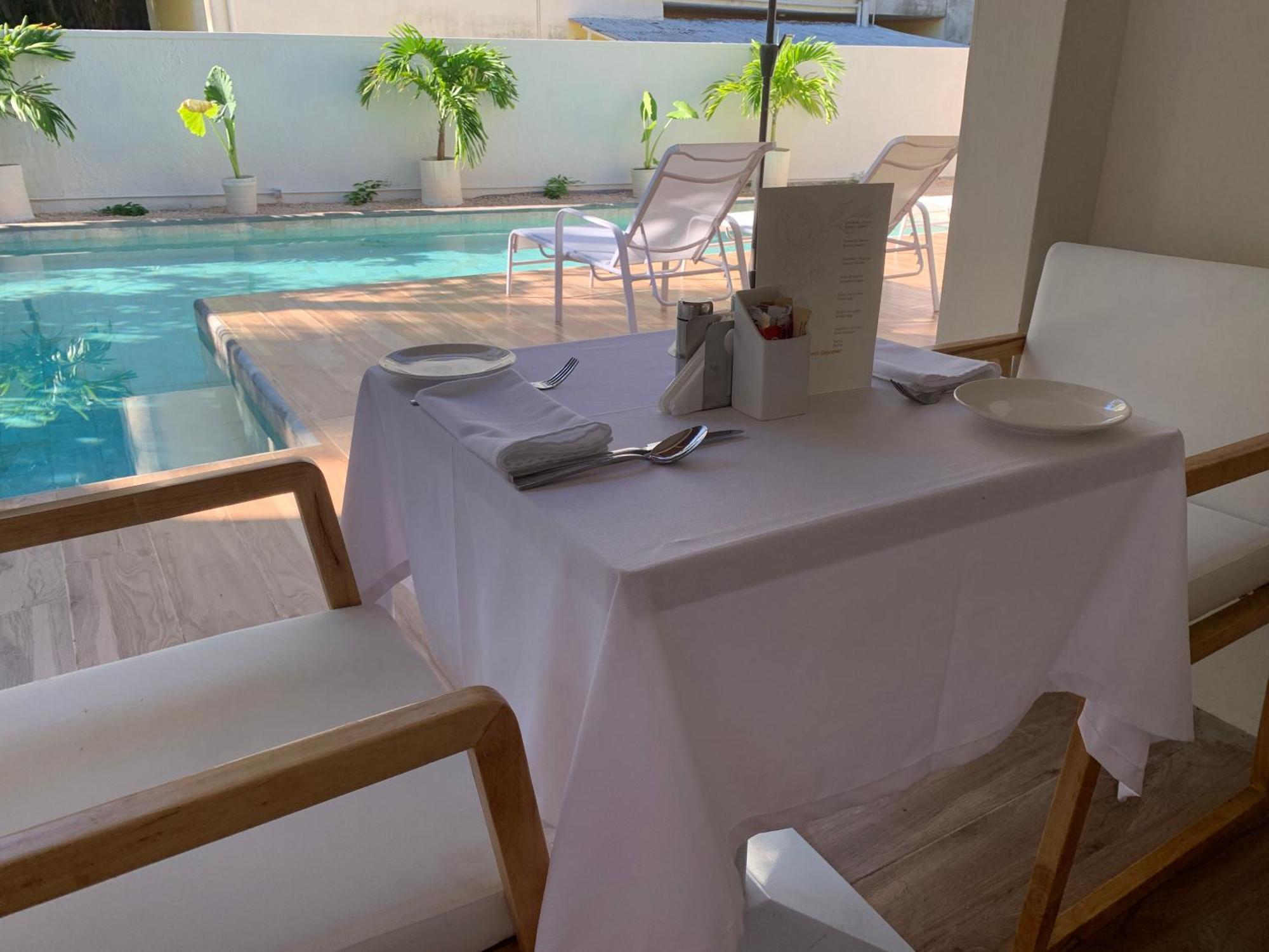 Le Clos Des Bains Mauritius Hotel