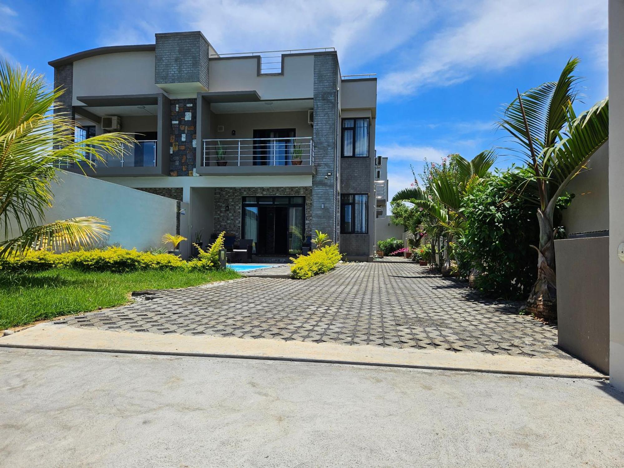Villa Aahana - *