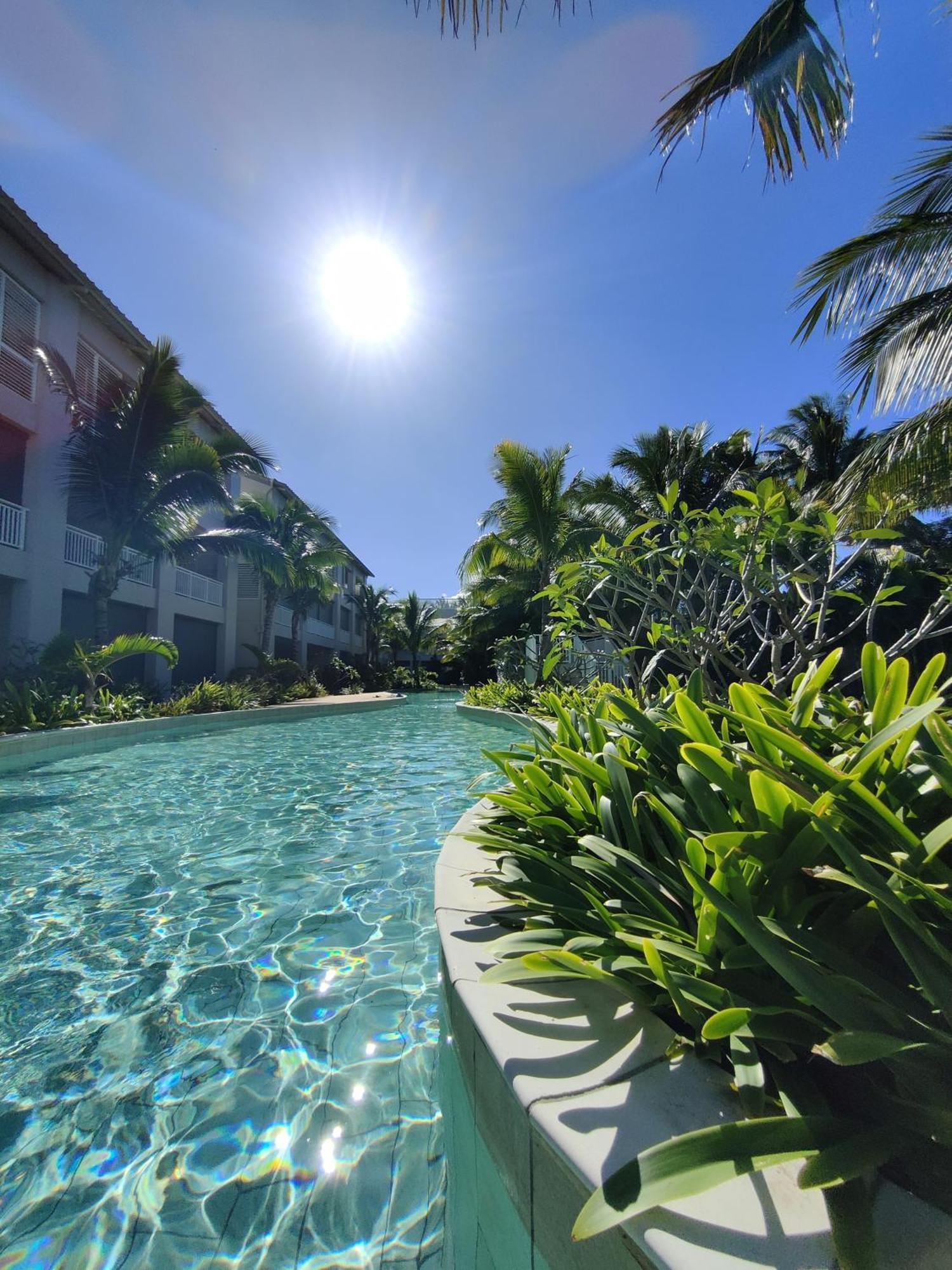 Villa Eden: Beachfront Luxury With Private Rooftop Pool