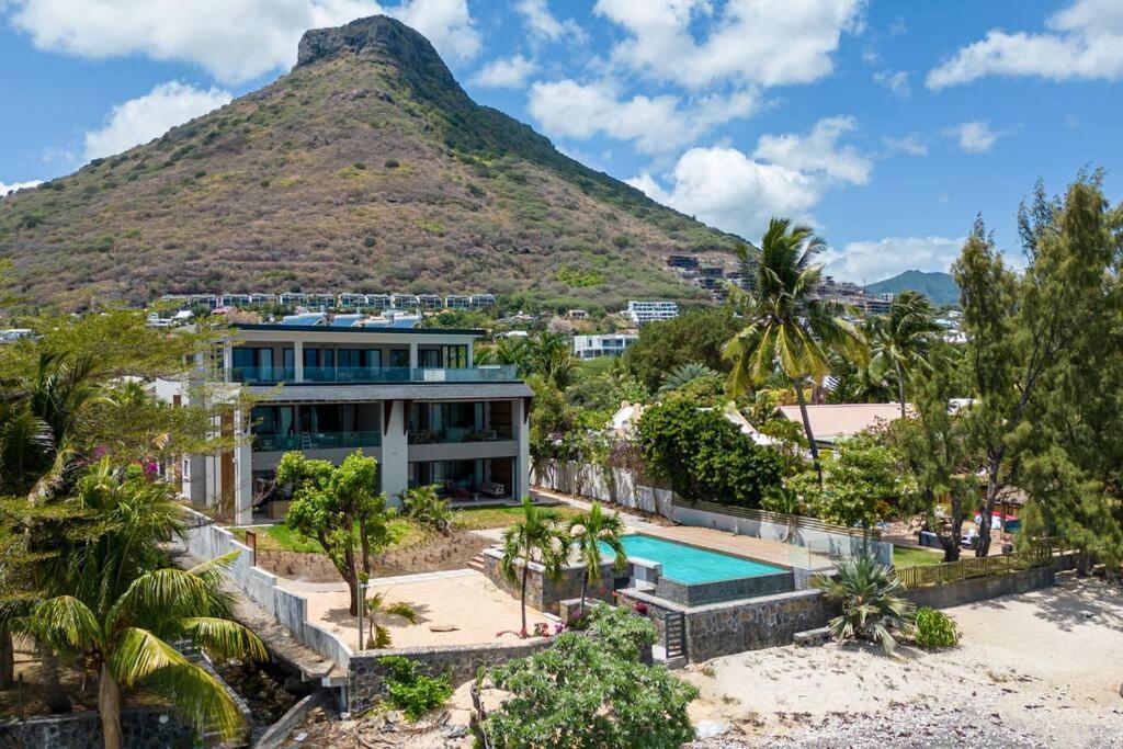 Apartamento And Mountain - *