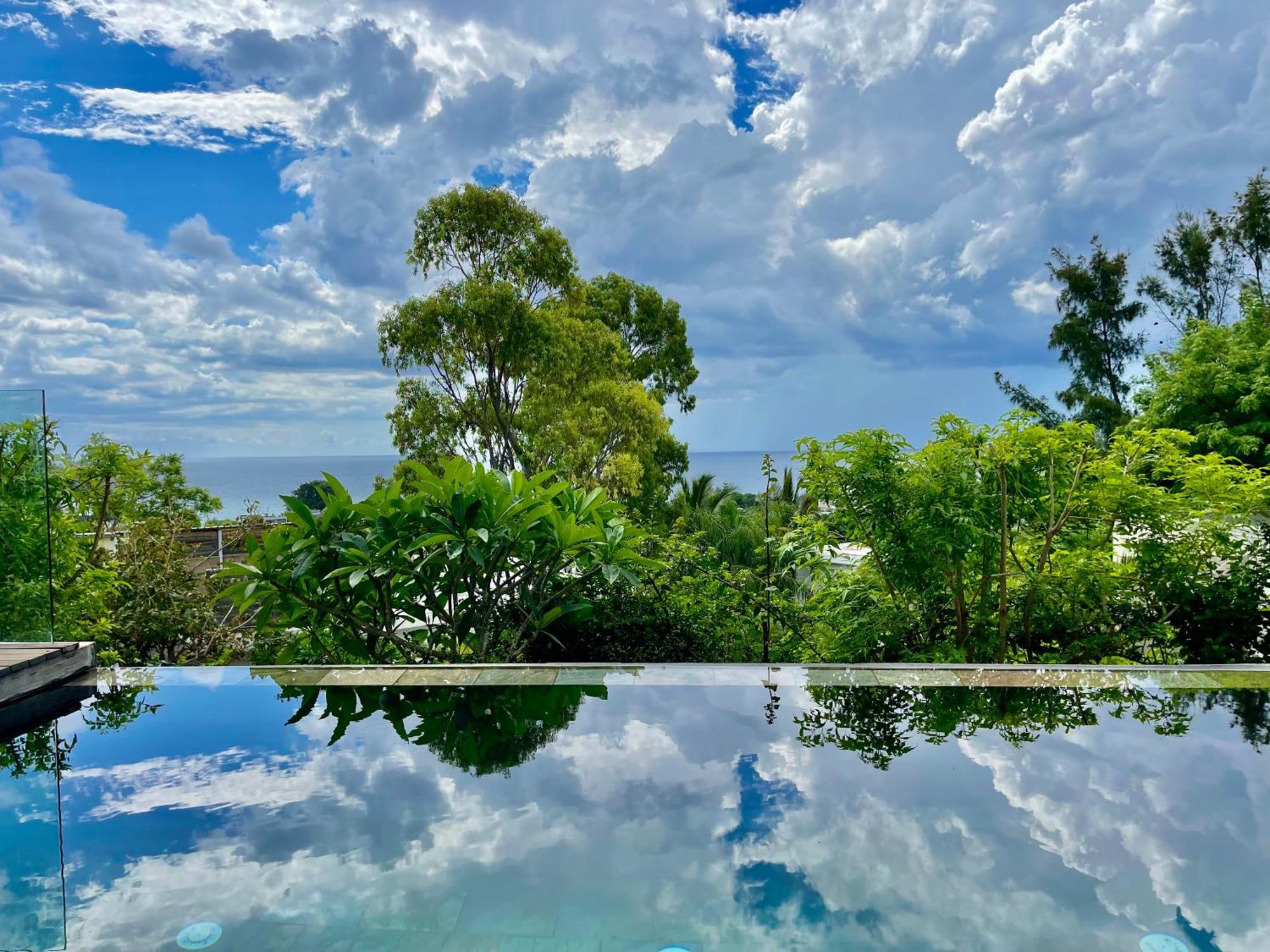 2 Avec Piscine, Vue Sur La Baie