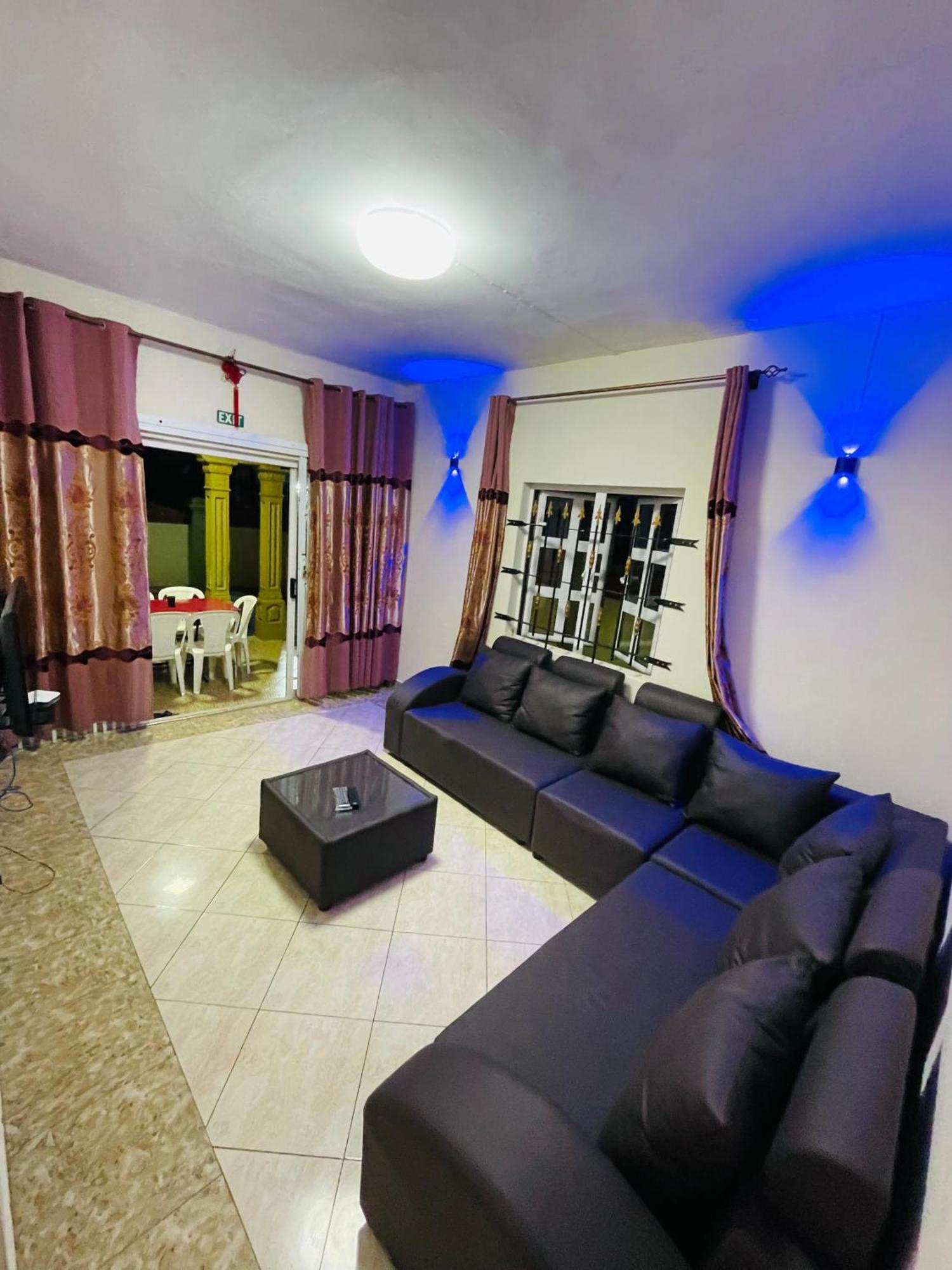 Rs Private With Pool,yard,wifi And 100mts To The Apartment Flic en Flac