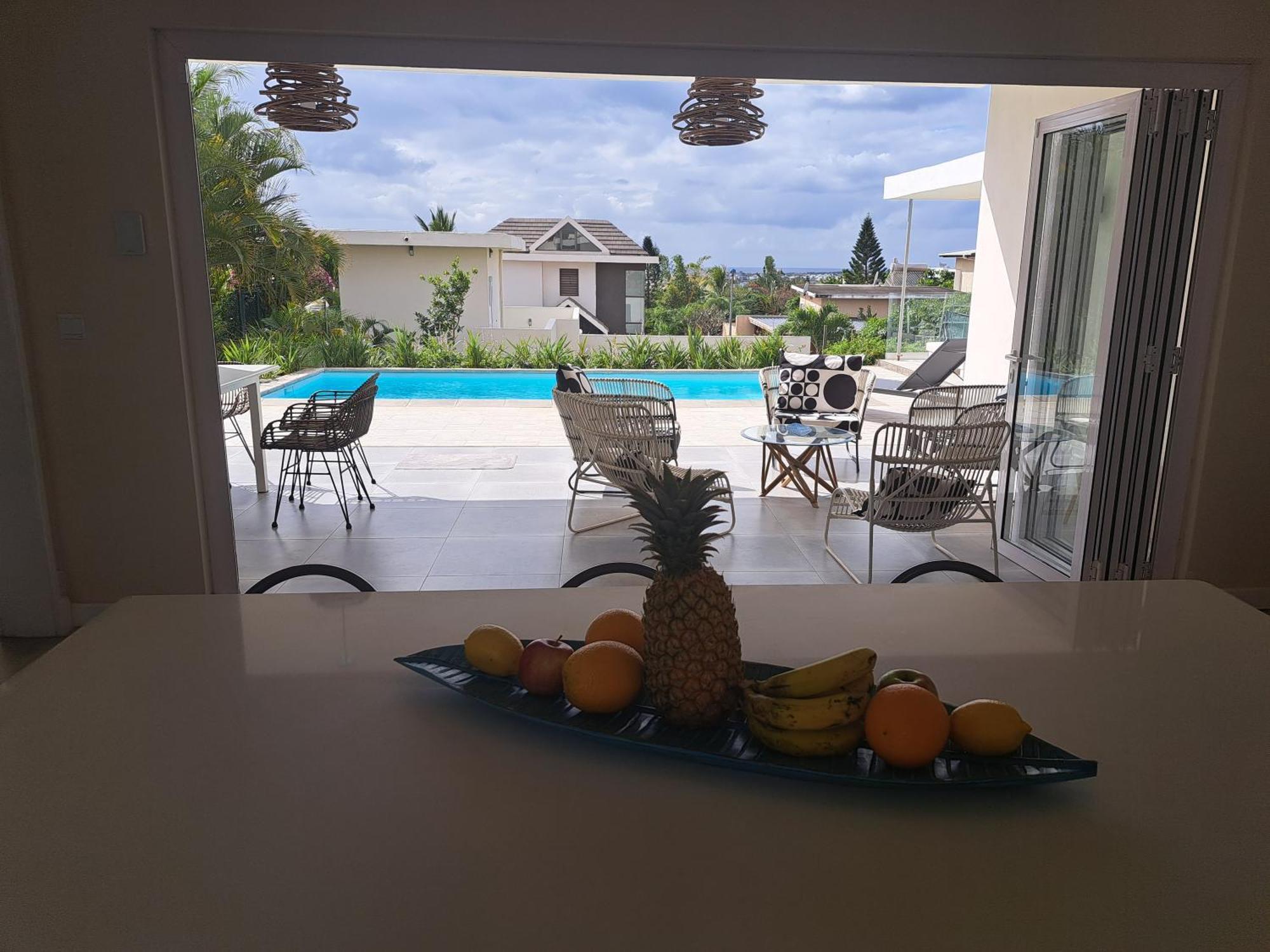Elomy Villa *