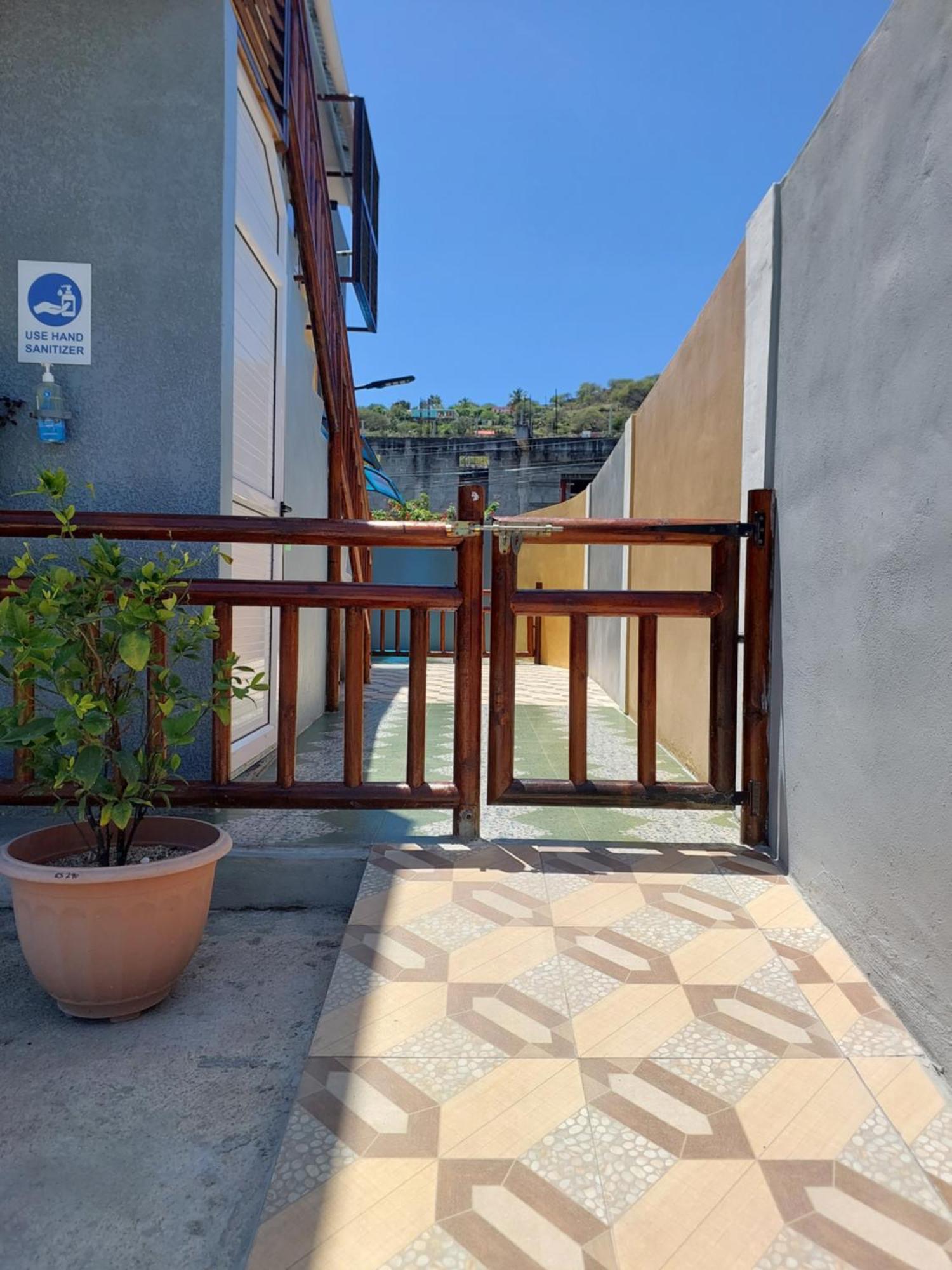 Elyza Apartment